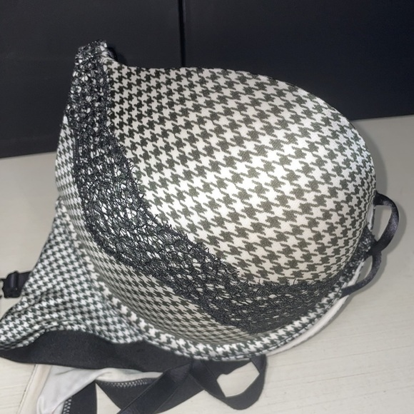 Victoria’s Secret Houndstooth Bombshell Bra Add 2 Cup Sizes 36C VS L Panties 💕 - Picture 6 of 16